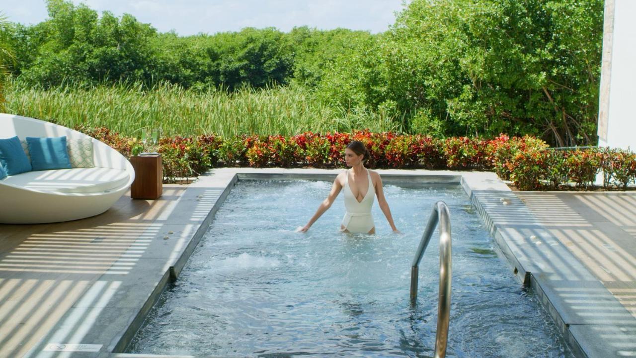 Secrets Riviera Cancun Resort & Spa (Adults Only) بويرتو موريلوس المظهر الخارجي الصورة